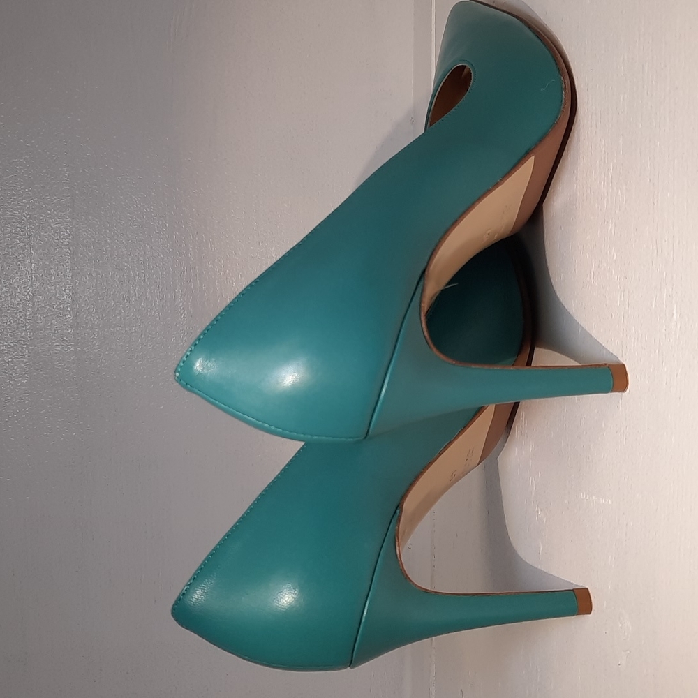 Turquoise Shoes - Picture 2 of 5